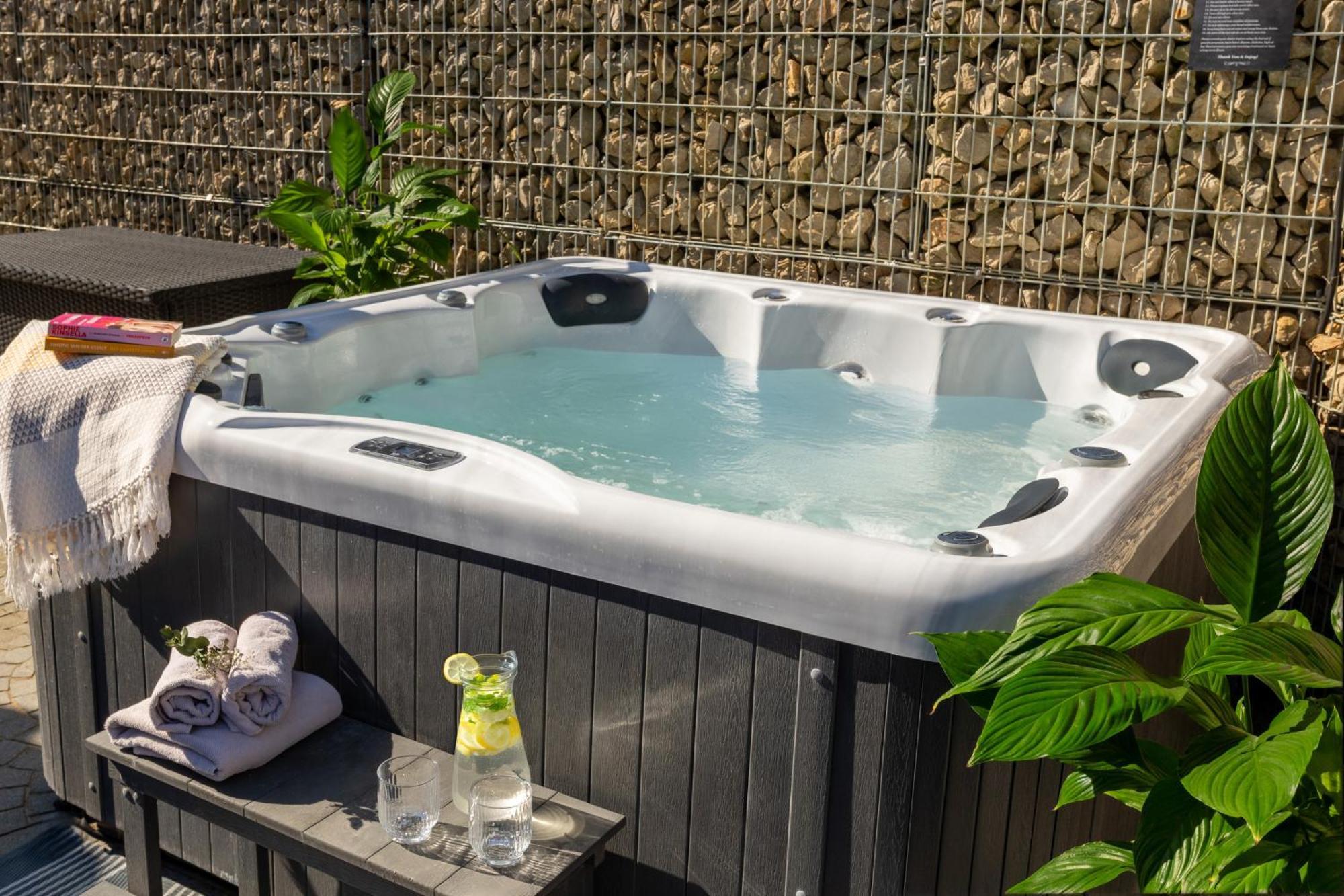 Spacious Home Sauna Hot Tub Pool Patio Bbq Hohenfels-Essingen 외부 사진